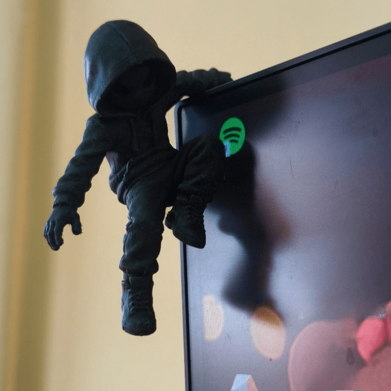 Climb Hoodie Alien Mini Statue - đánh giá và giá Retro Gaming Gifts