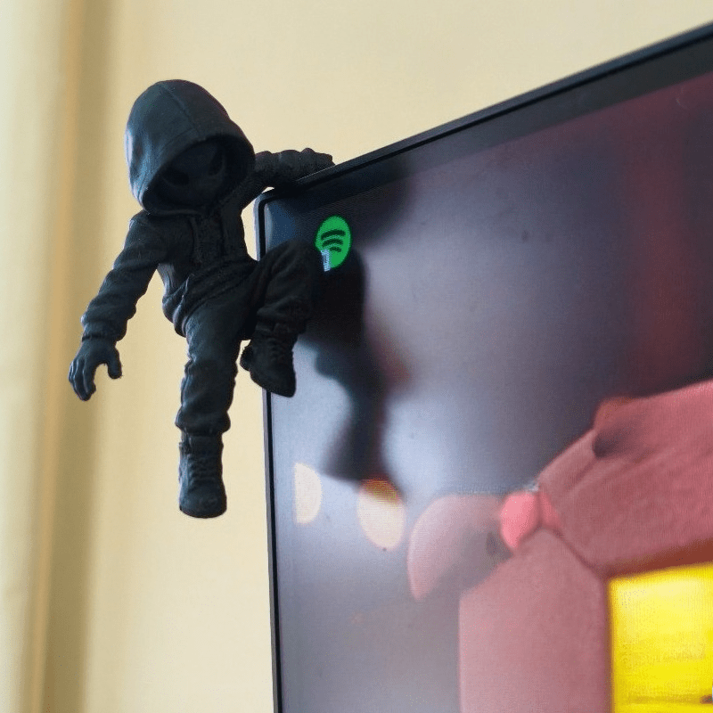 Climb Hoodie Alien Mini Statue - đánh giá và giá Retro Gaming Gifts